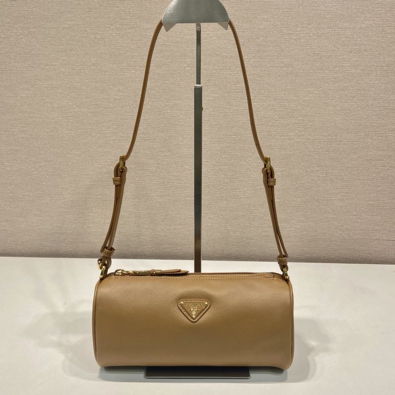 Pra*a hobo bags